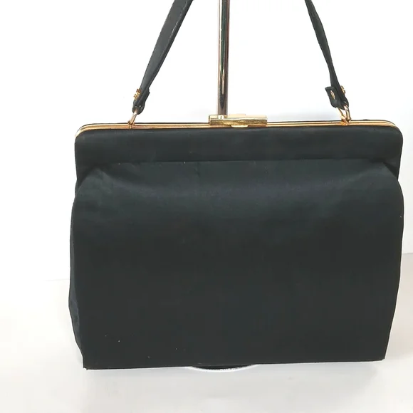 👜 1940s Tano of Madrid Black Silk Handbag Gold Clasp Made in Spain Retro - Picture 10 of 14